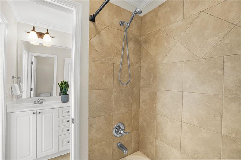 Jack Jill Bath 2